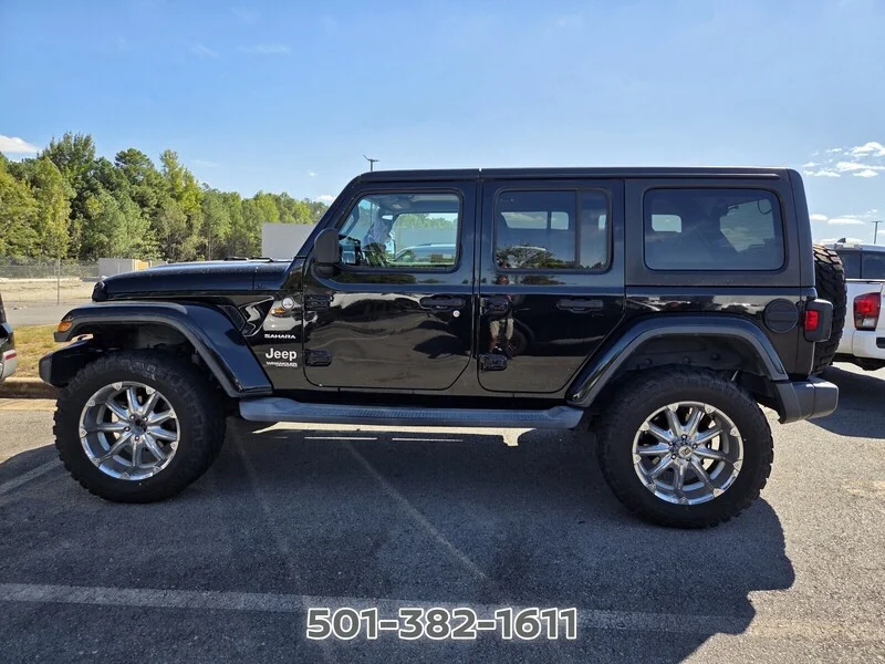 Used 2019 Black Clearcoat JEEP UNLIMITED SAHARA image 2