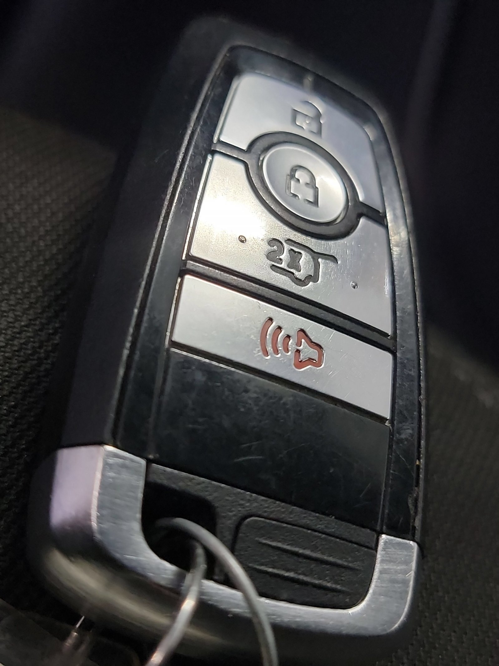 Used 2021 Oxford White Ford XLT image 30
