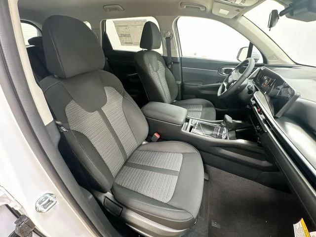 New 2026 Glacial White Pearl Kia LX image 26
