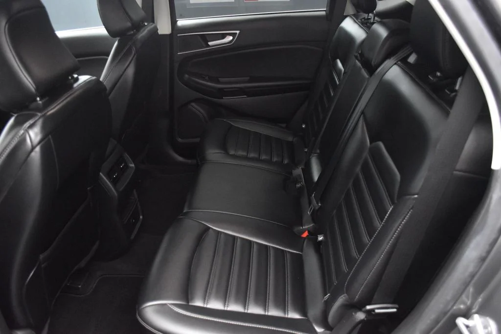 Used 2023 Gray Ford SEL image 20