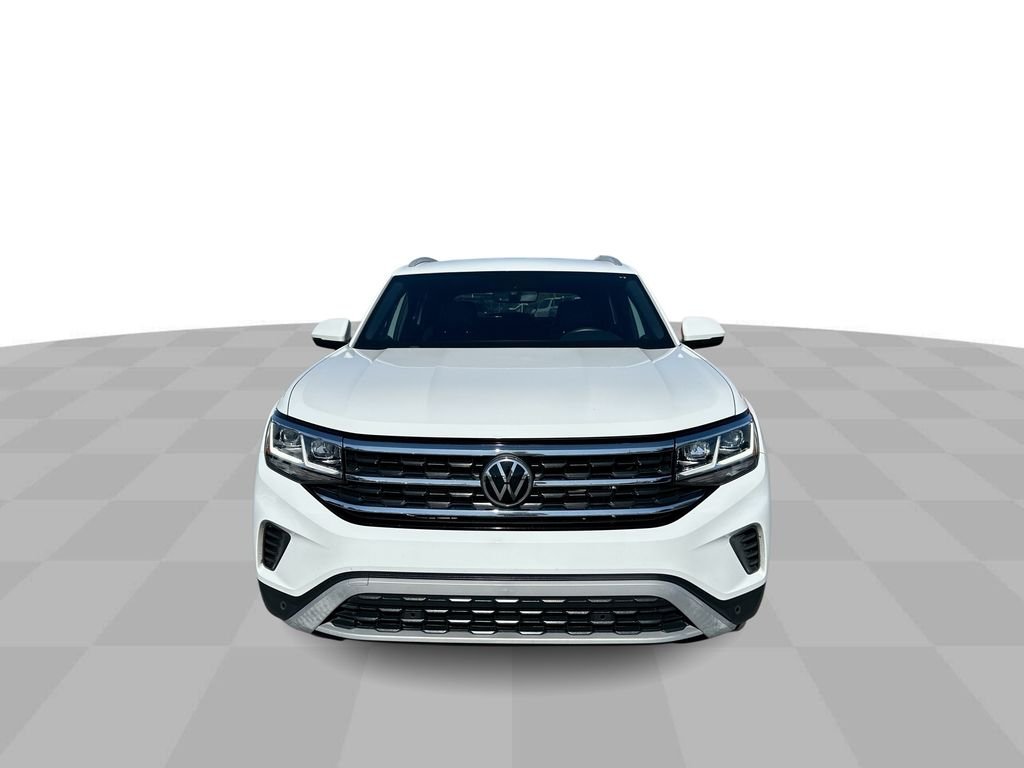 Used 2022 White Volkswagen 2.0T SE w/Technology image 18
