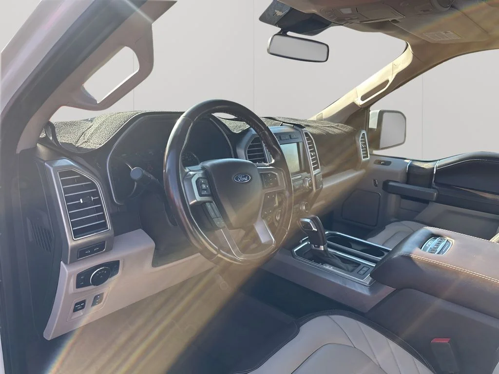Used 2020 White Ford Limited image 27