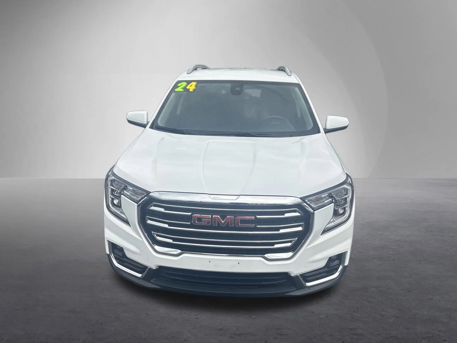 Used 2024 Summit White GMC SLT image 9