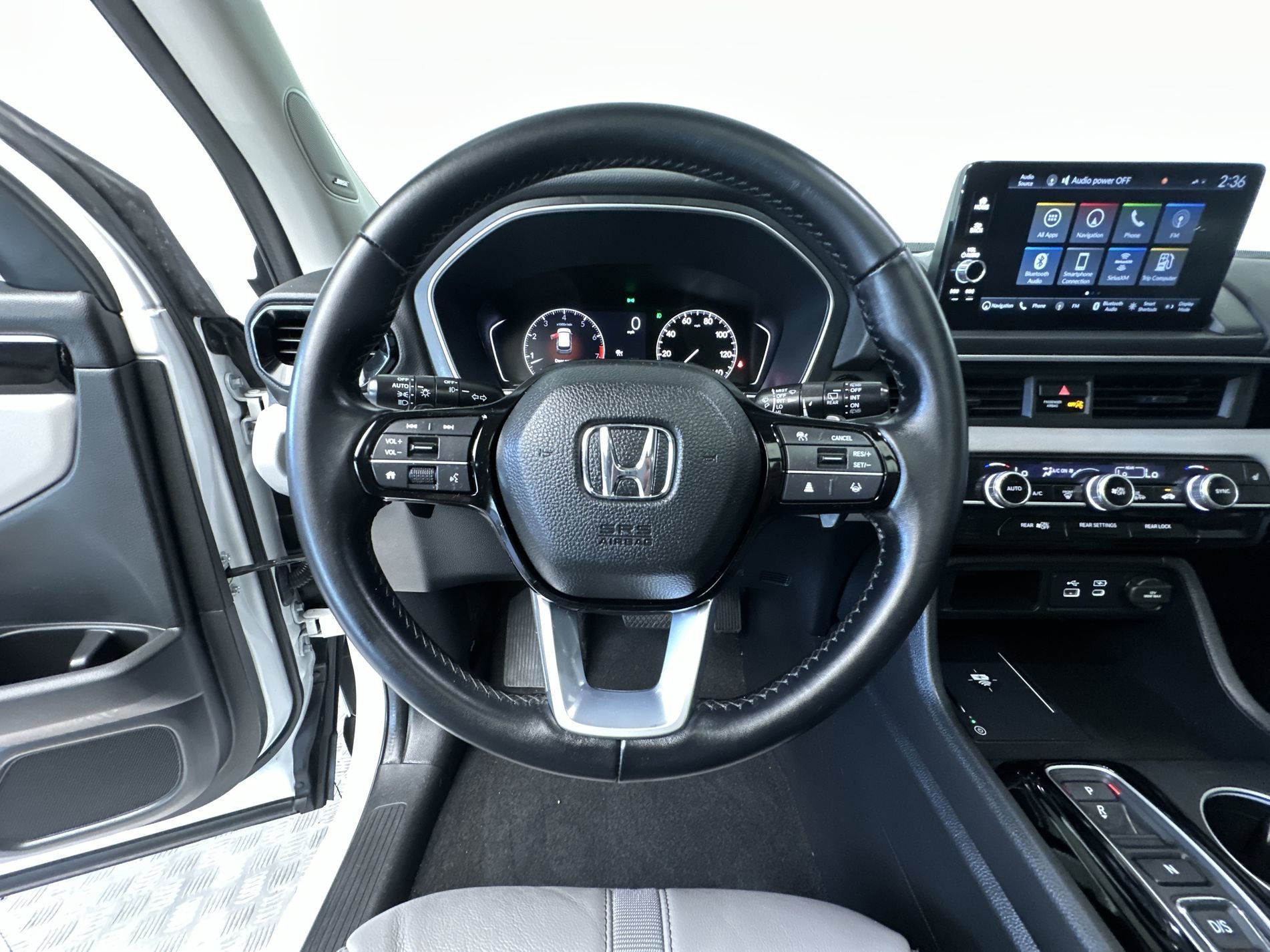 Used 2023 Platinum White Pearl Honda Touring image 16