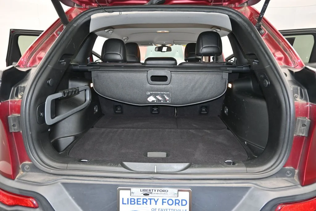 Used 2016 Deep Cherry Red Crystal Pearlcoat Jeep Trailhawk image 11