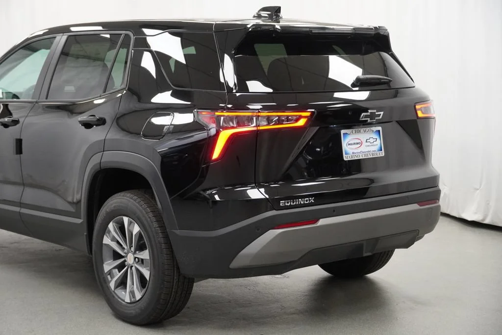2027 Chevrolet Equinox LT - Photo 36