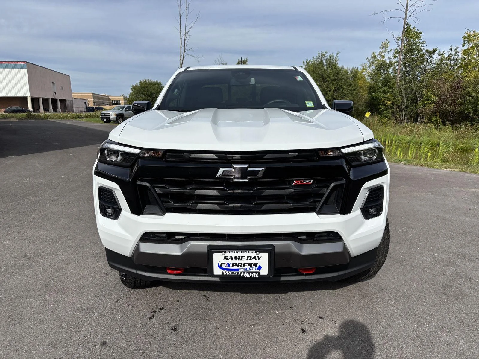 New 2026 Summit White Chevrolet Z71 image 3