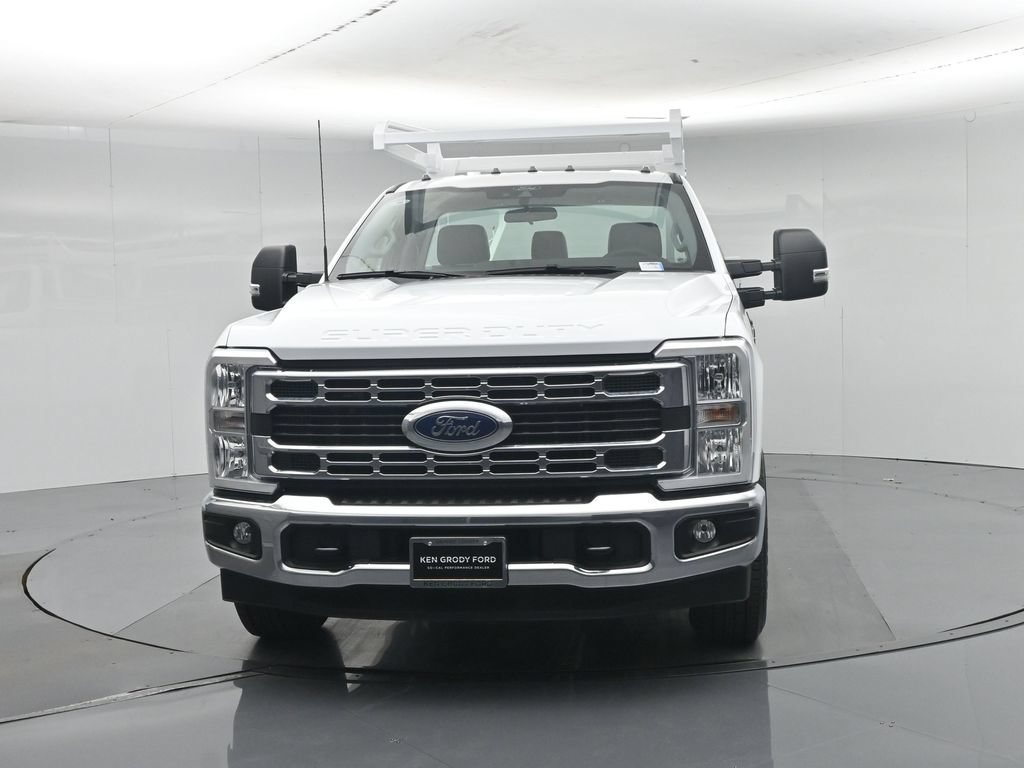 2026 Ford F-350 Super Duty Chassis Cab XL - Photo 26