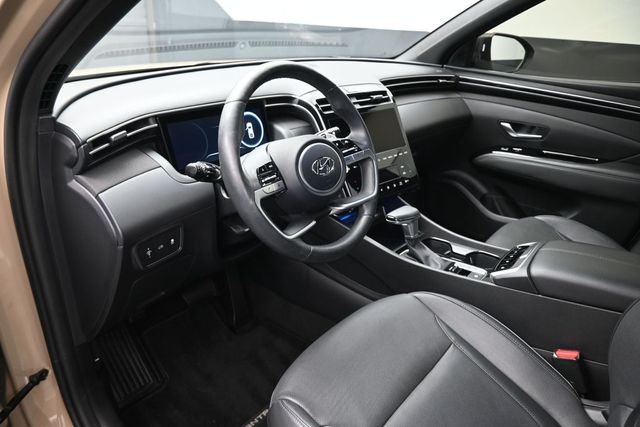 Used 2023 Beige Hyundai Limited image 18