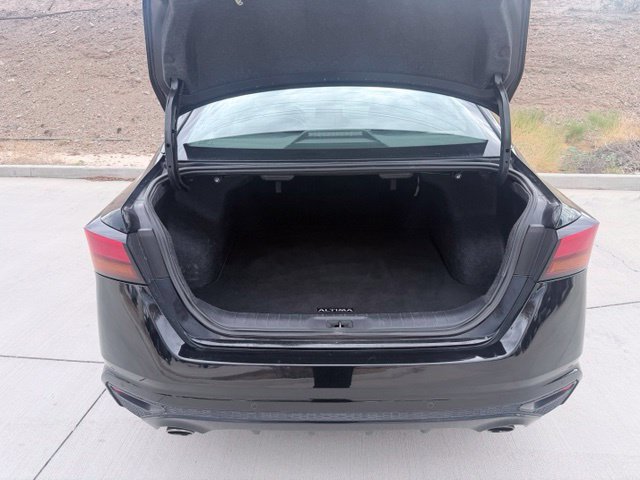 2025 Nissan Altima SR - Photo 31