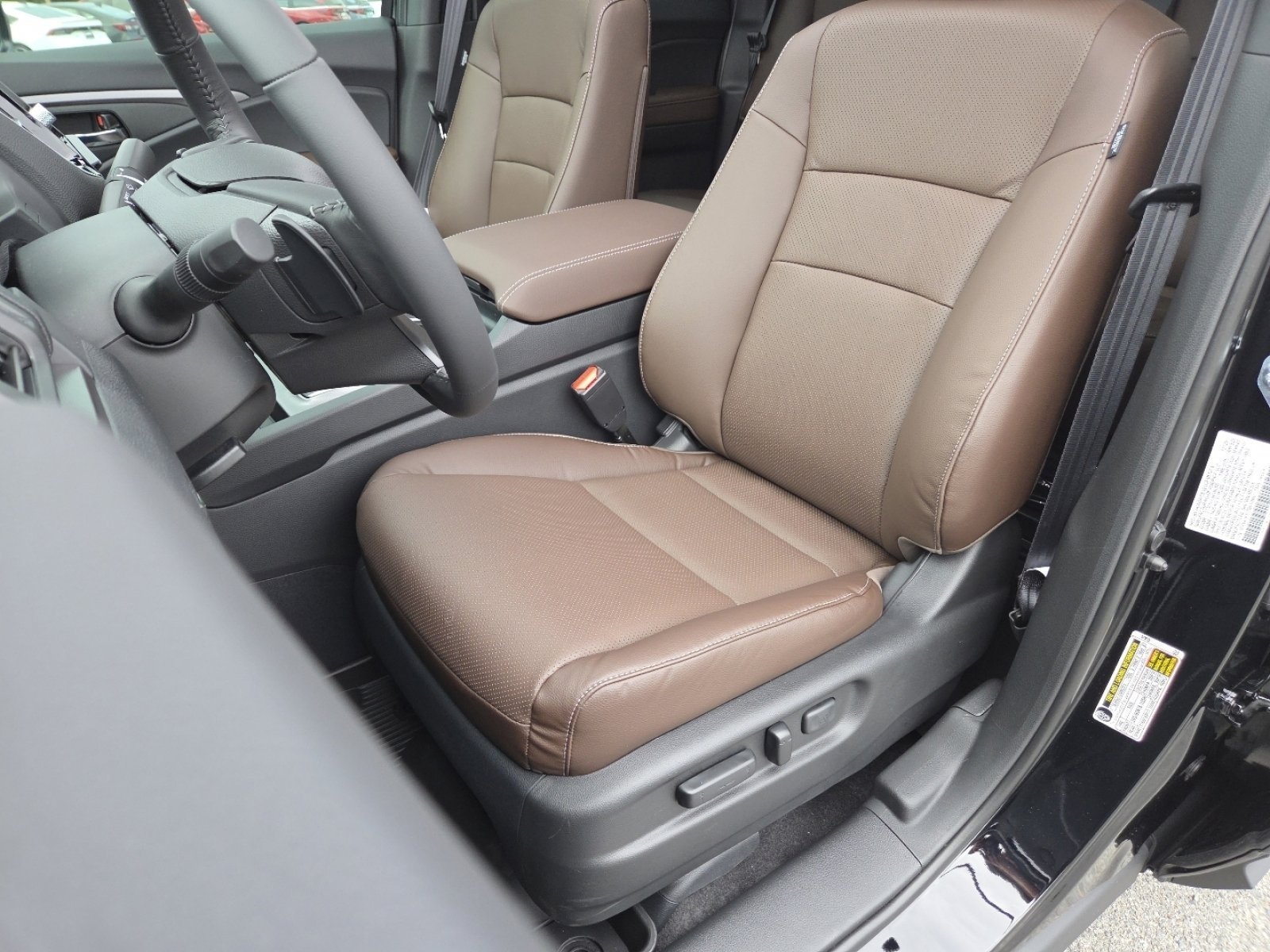Used 2026 Crystal Black Pearl Honda RTL image 27