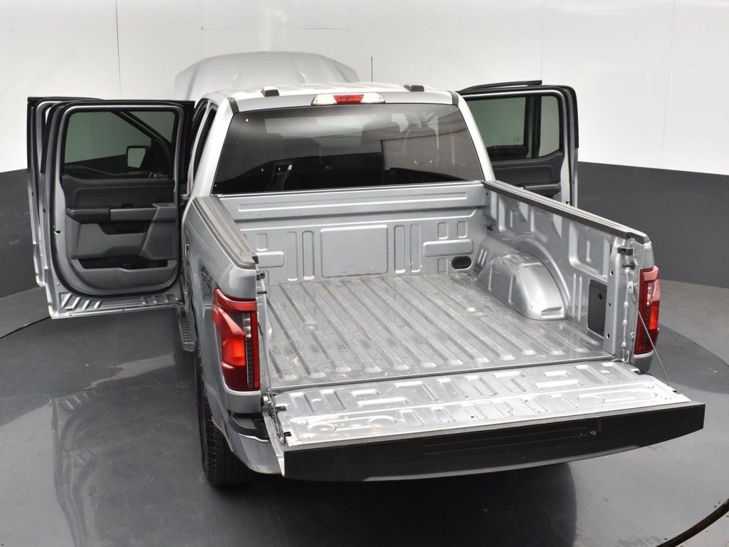 Used 2025 Silver Ford XLT image 7