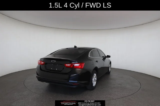 Used 2022 Black Chevrolet LS image 16