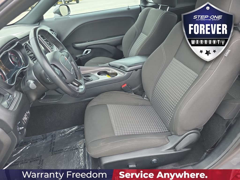 Used 2023 Gray Dodge SXT image 12