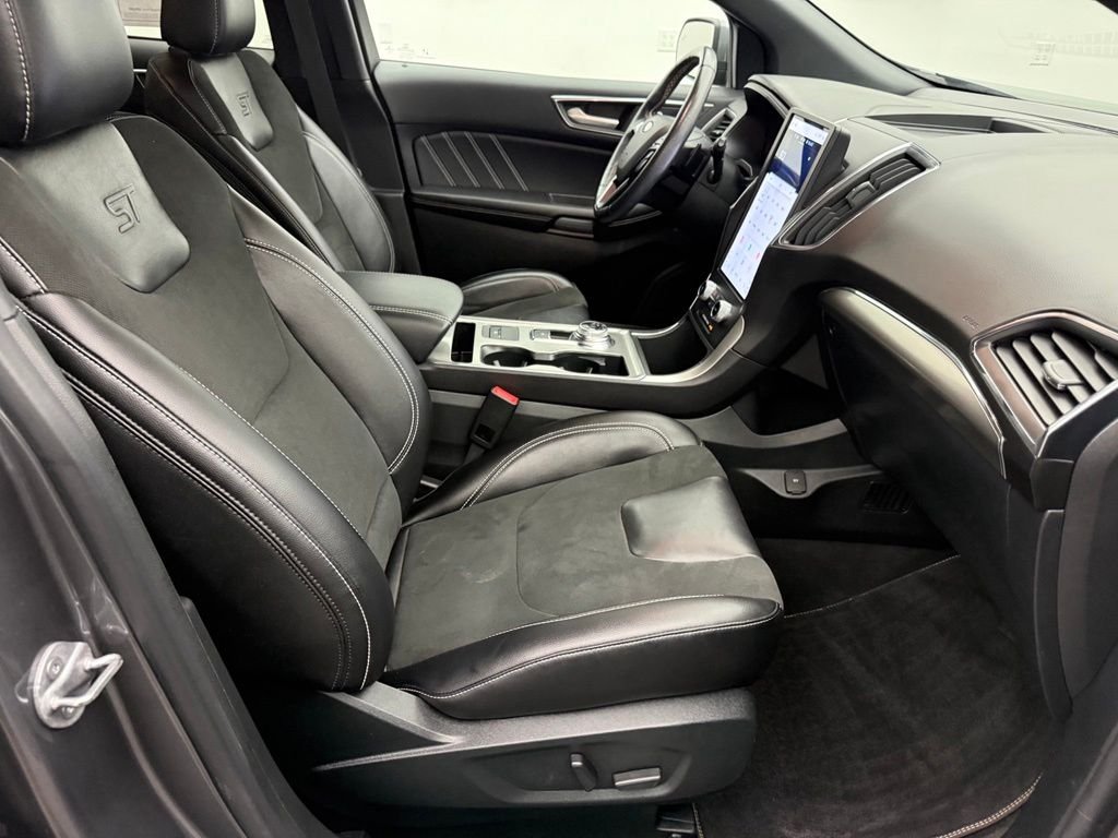 Used 2022 Carbonized Gray Metallic Ford ST image 32
