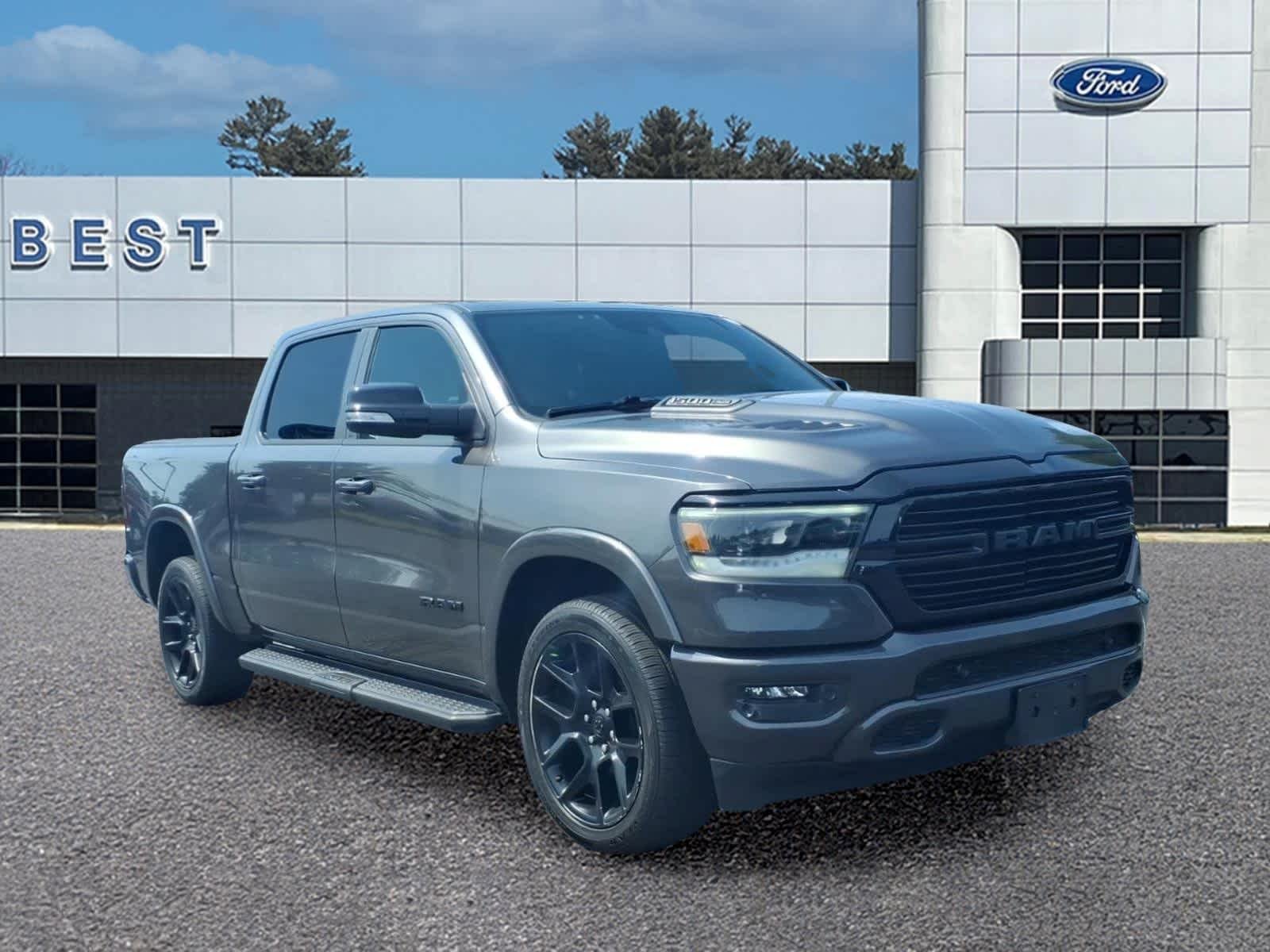 Used 2021 Granite Crystal Metallic Clearcoat Ram Laramie image 9