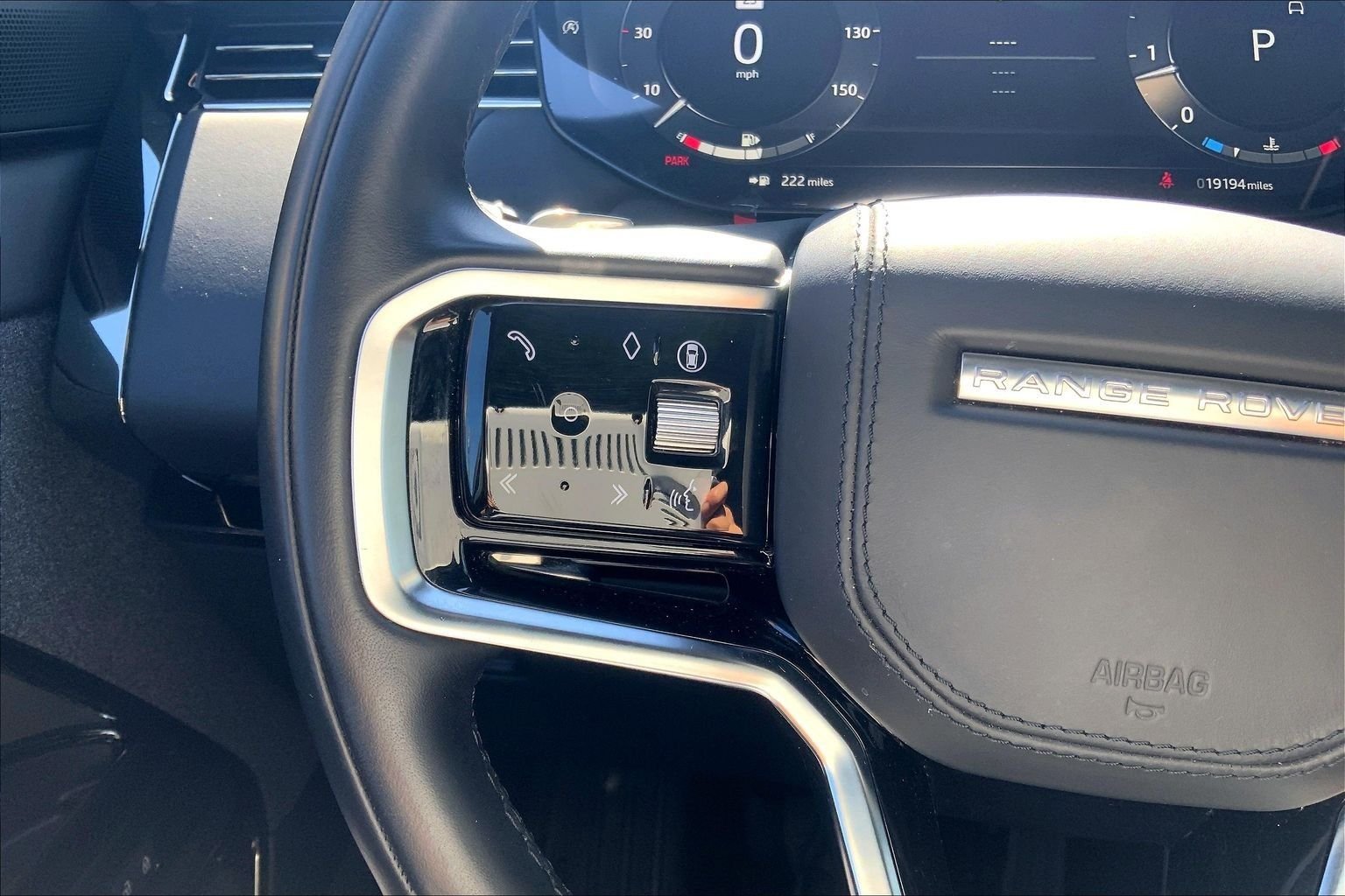 Certified Used 2025 Fuji White Land Rover SE image 23