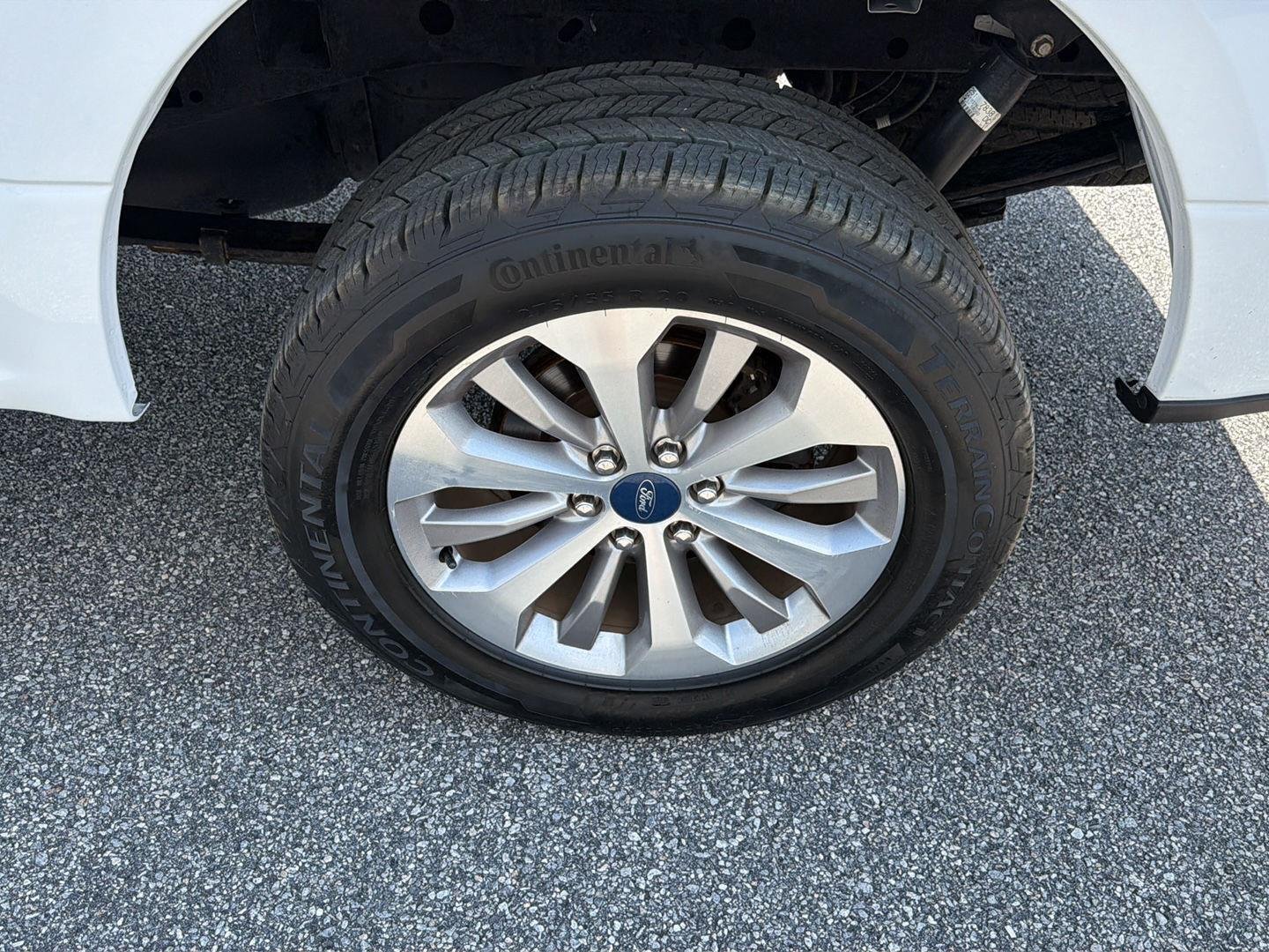 Used 2018 Oxford White Ford XL image 37