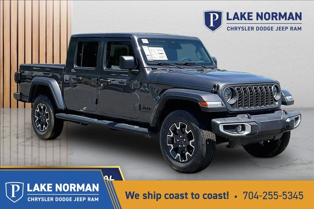 2026 Jeep Gladiator Sahara Auto's photo