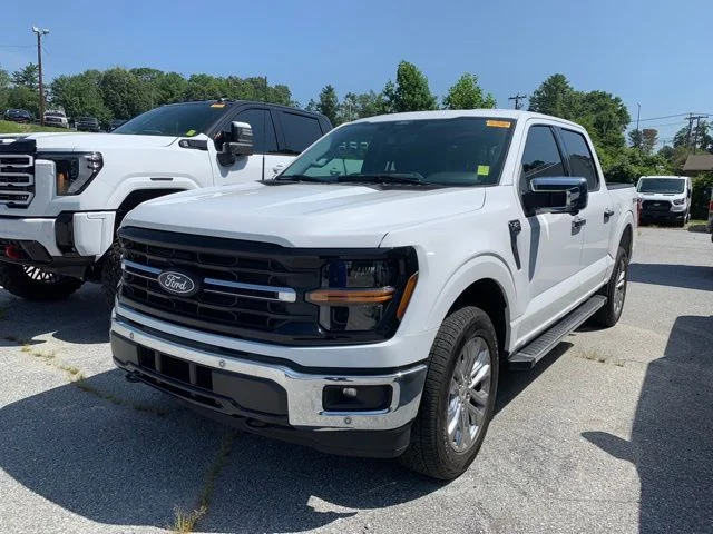Used 2024 White Ford XLT image 4