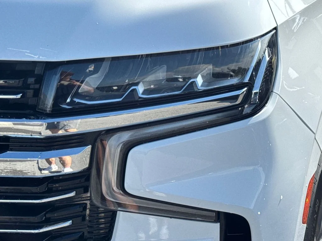 Used 2022 Summit White Chevrolet LT image 17