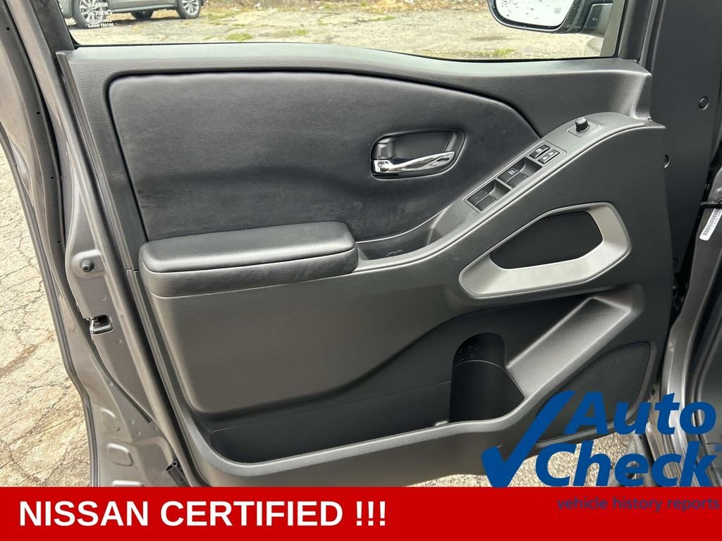 Used 2025 Gray Nissan SV image 18