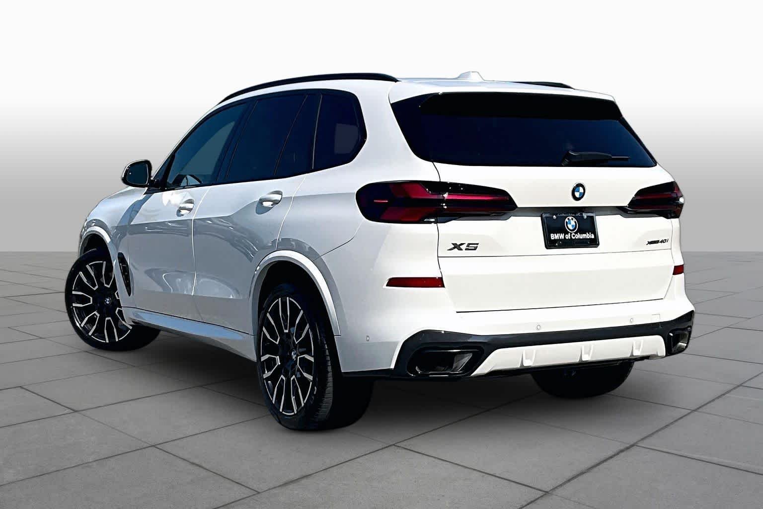 Certified Used 2024 Alpine White BMW xDrive40i image 11