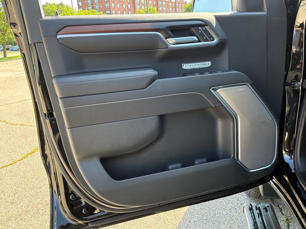 2026 GMC Sierra 1500 Denali - Photo 17