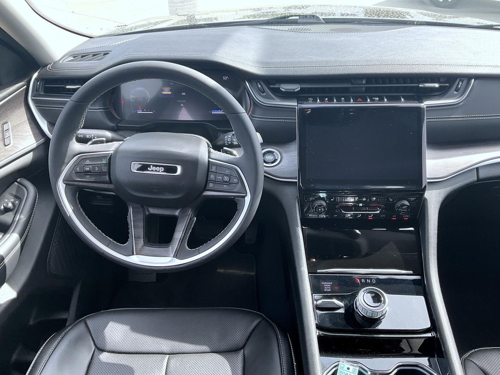 Used 2023 Black Jeep Limited image 14