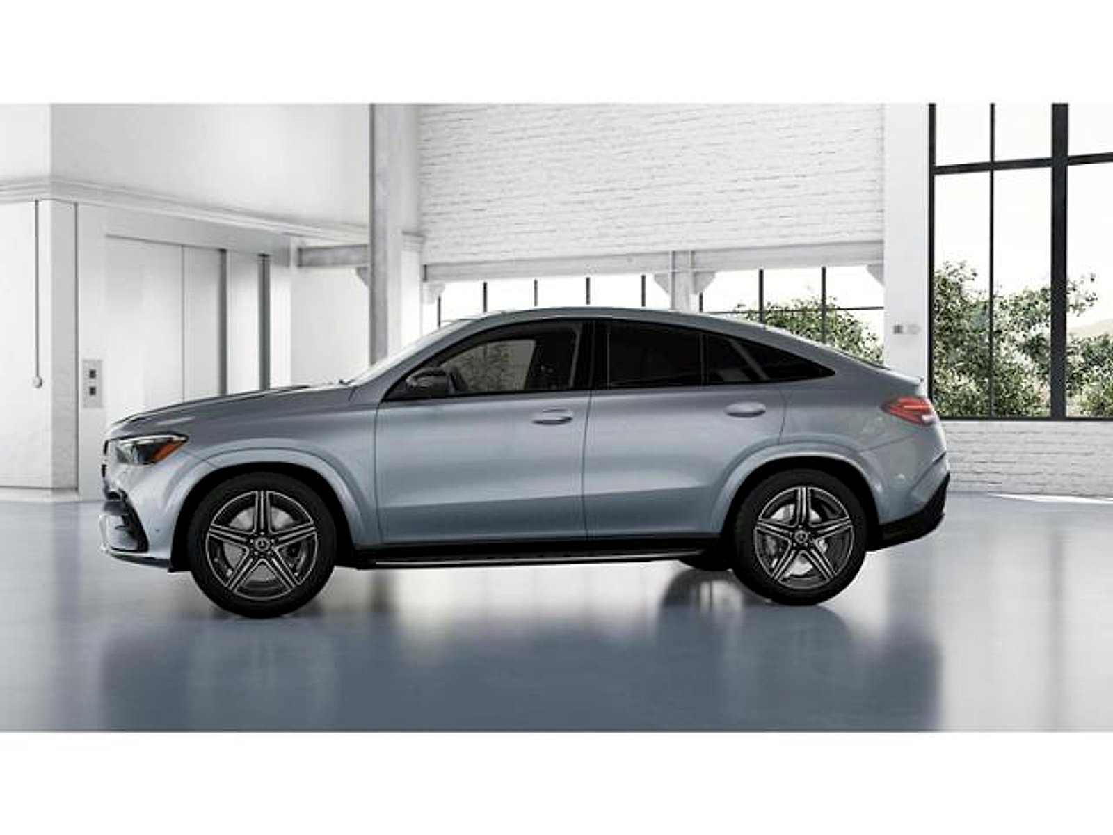 Used 2025 Cirrus Silver Metallic Mercedes-Benz 4MATIC® image 34