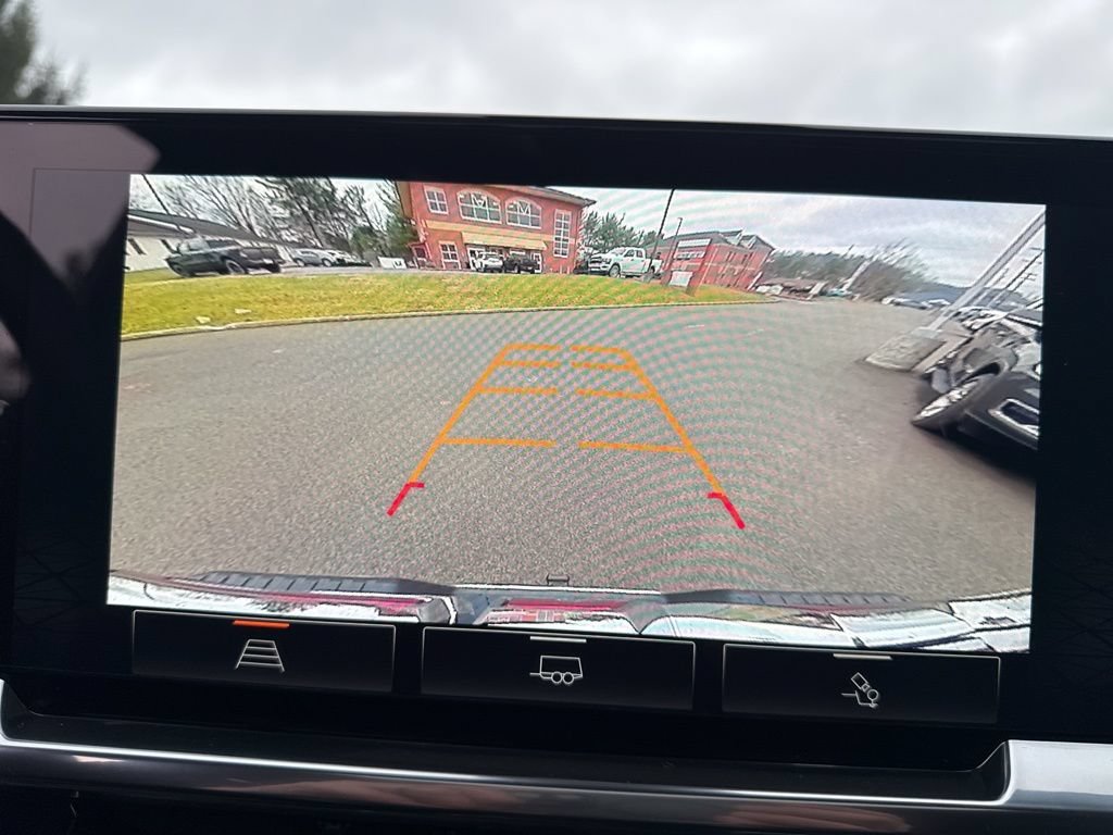 2026 GMC Sierra 1500 SLT - Photo 16