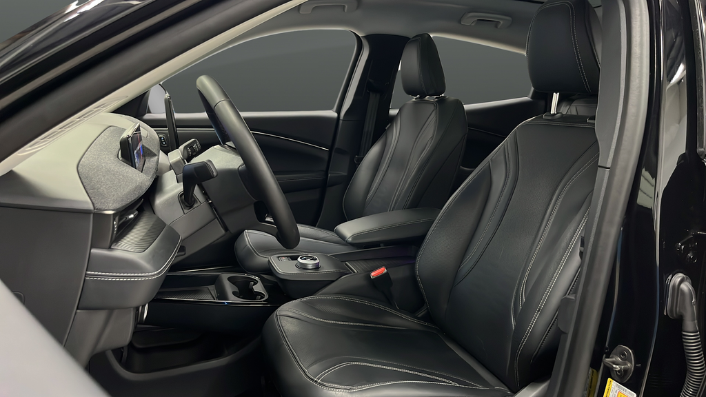 Used 2023 Shadow Black Ford Premium image 9