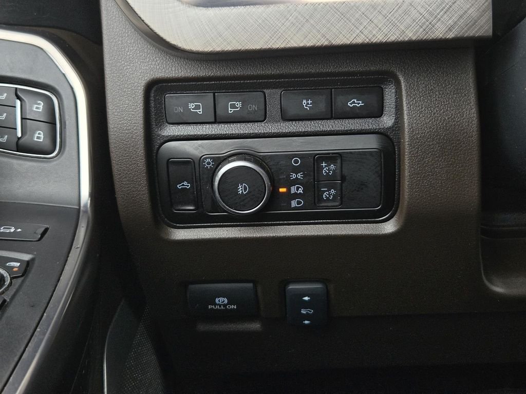 Used 2024 Agate Black Metallic Ford King Ranch image 17