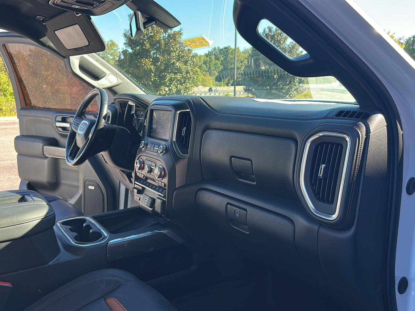 Certified Used 2021 Summit White GMC AT4 image 29