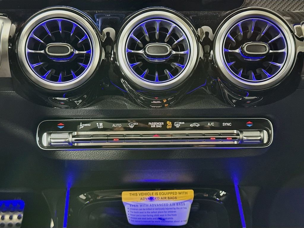 2026 Mercedes-Benz GLB AMG GLB 35 - Photo 15