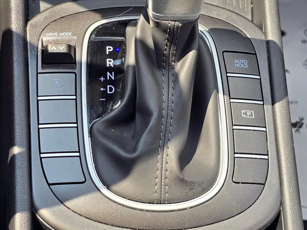 Used 2025 Gray Hyundai SEL image 20