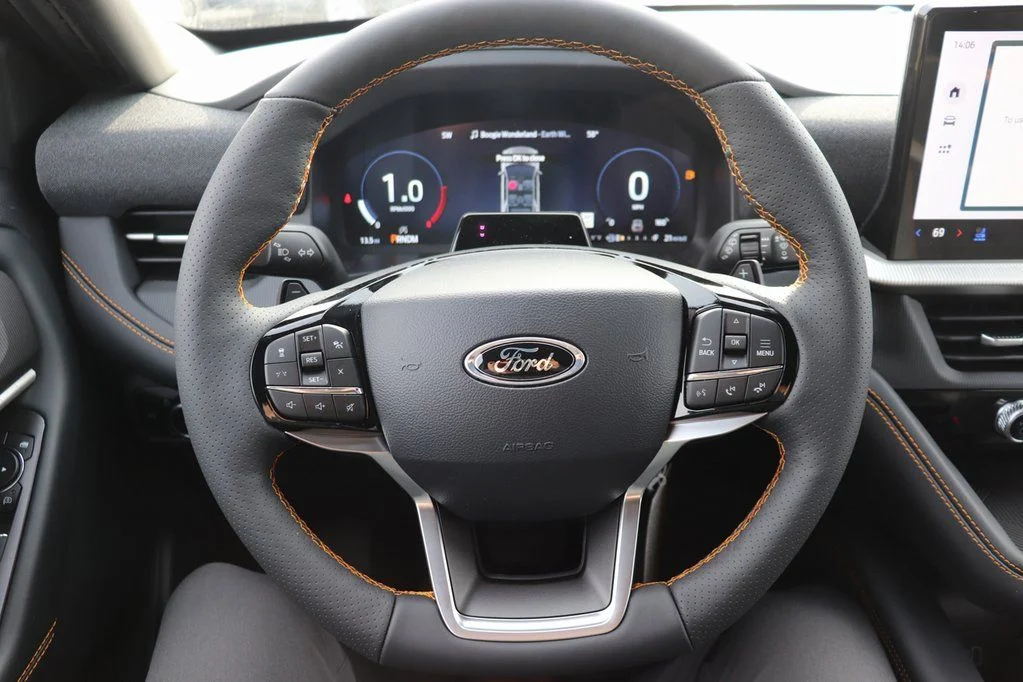 New 2026 Space White Metallic Ford Tremor® image 35