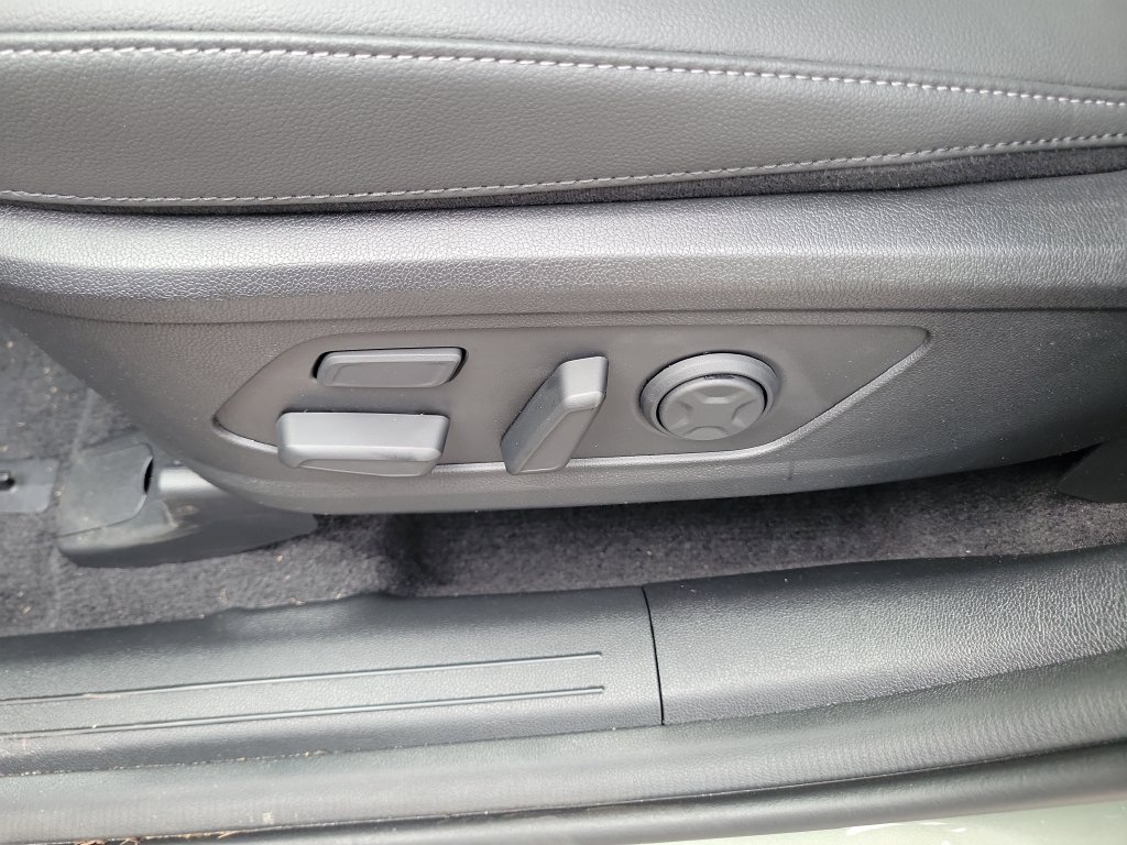 New 2026 Jungle Green Kia X-Line SX Prestige AWD image 25