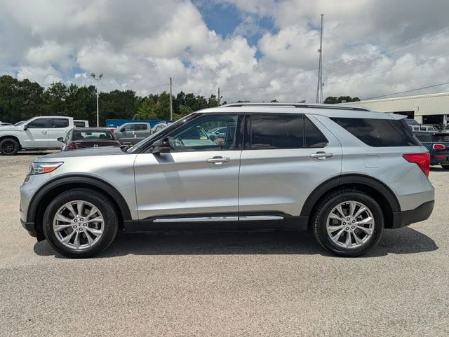 Used 2024 Silver Ford Limited image 2
