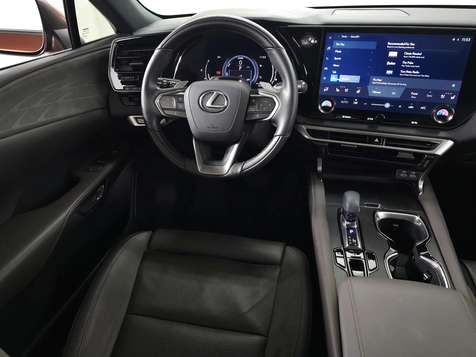 2023 Lexus RX Hybrid 350h - Photo 19