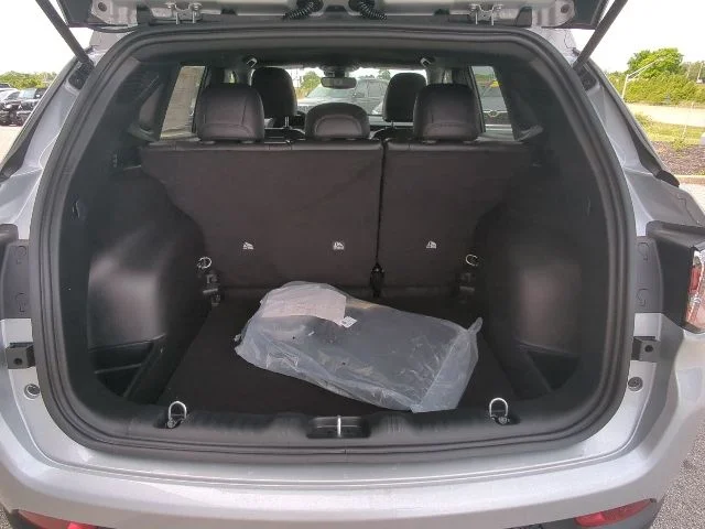 New 2026 Silver Jeep Latitude image 30