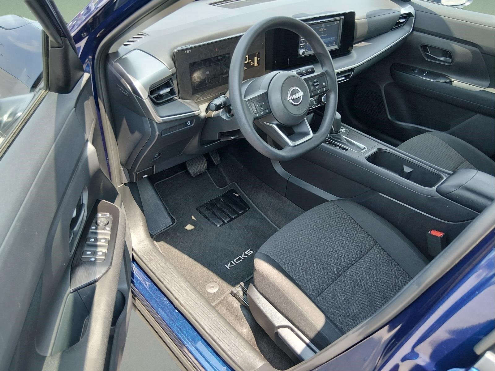 Used 2025 Deep Blue Pearl Nissan S image 15