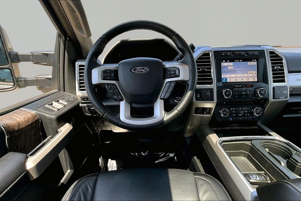 Used 2017 Silver Ford Lariat image 9