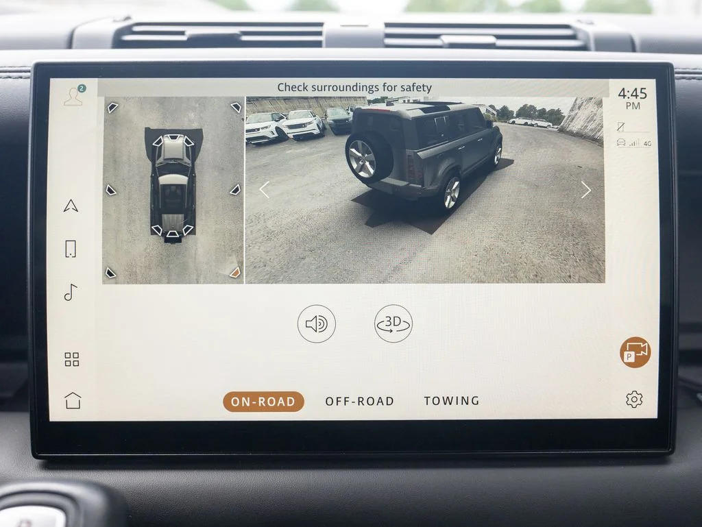 Certified Used 2023 Black Land Rover V8 image 30