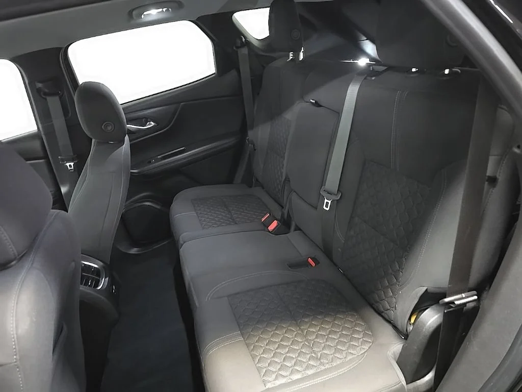 Used 2020 BLACK Chevrolet LT image 31