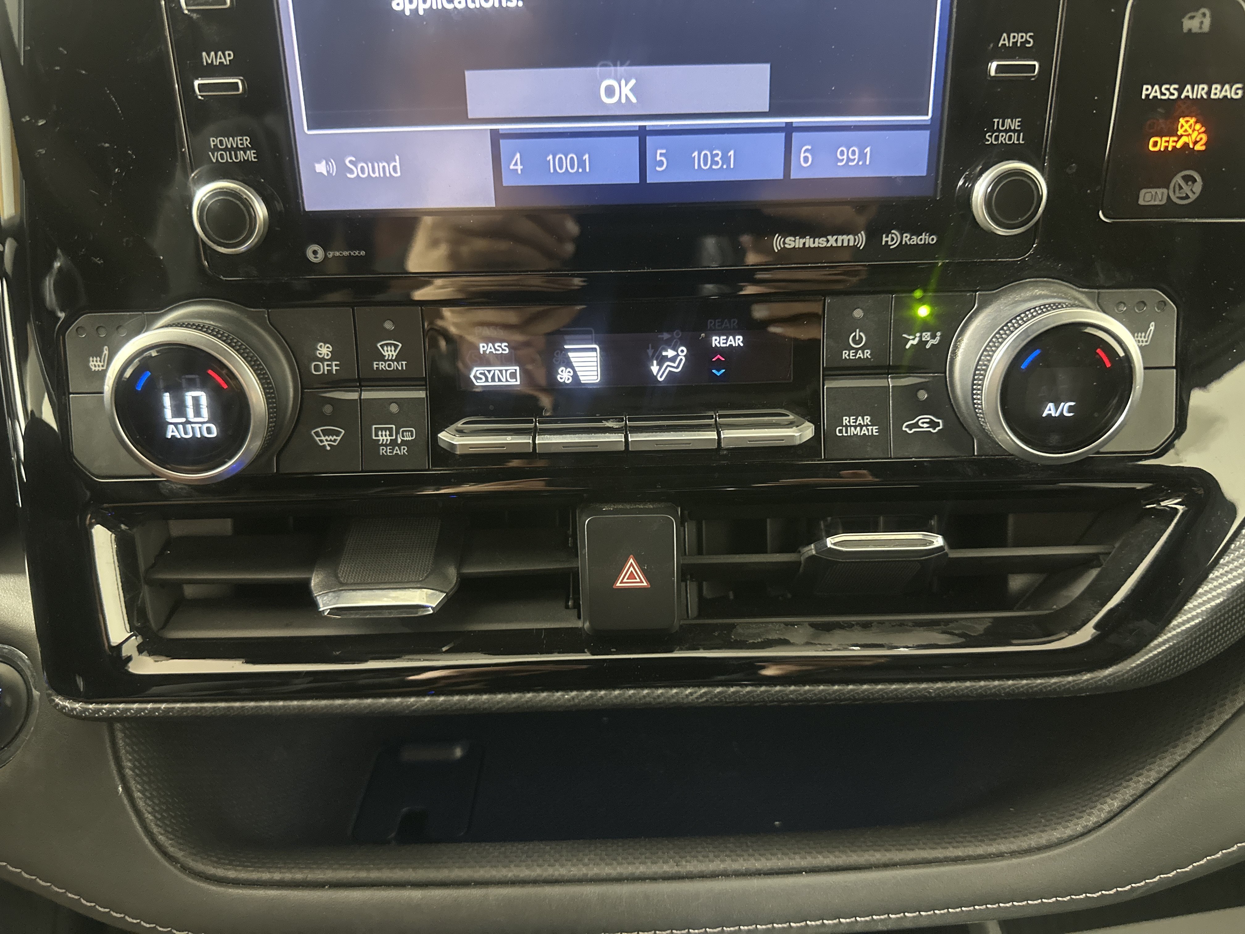 Used 2022 White Toyota XSE image 19