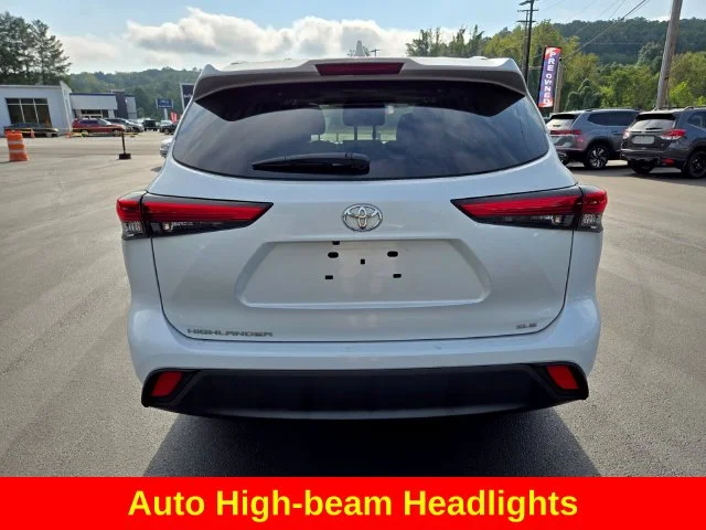 Used 2023 Beige Toyota XLE image 8