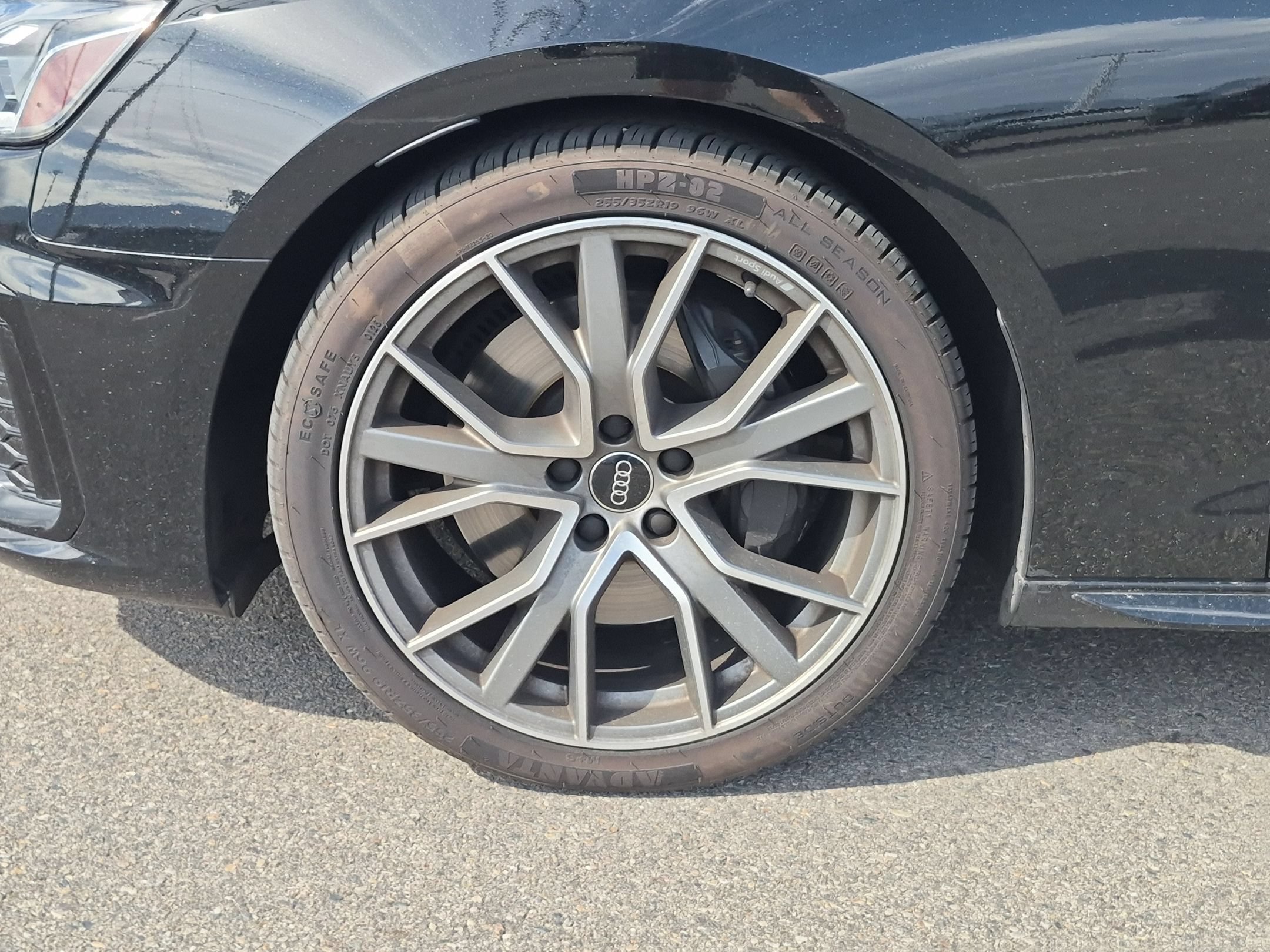 Used 2024  Audi Premium Plus image 11