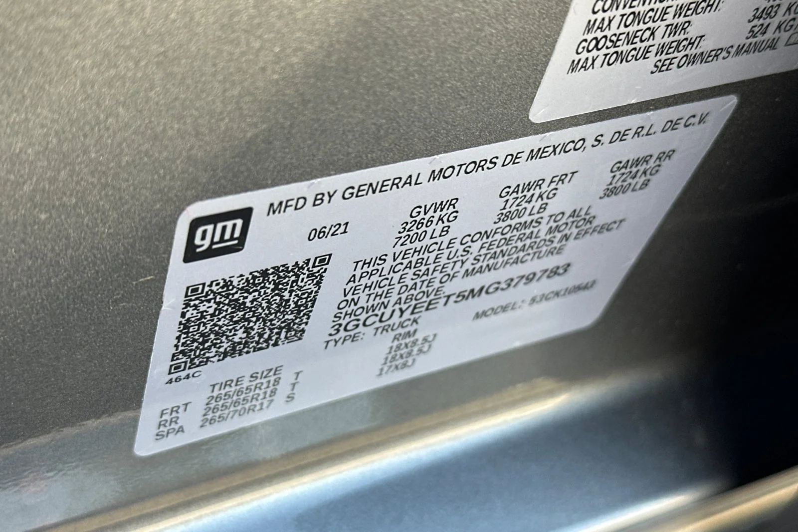 Used 2021 Gray Chevrolet RST image 27
