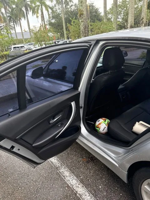 Used 2018 Silver BMW 320i image 11